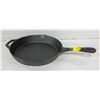 Image 1 : NEW PRE-SEASON 10" CAST IRON SKILLET / FRYING PAN