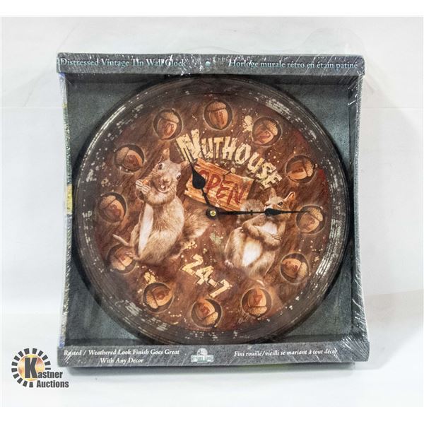 NUTHOUSE PEN CLOCK (NEW)