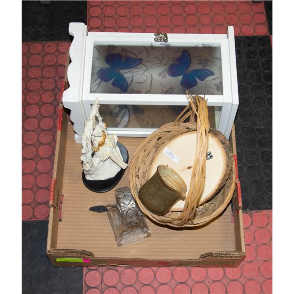 WHITE BUTTERFLY CANDLE HOLDER, WICKER