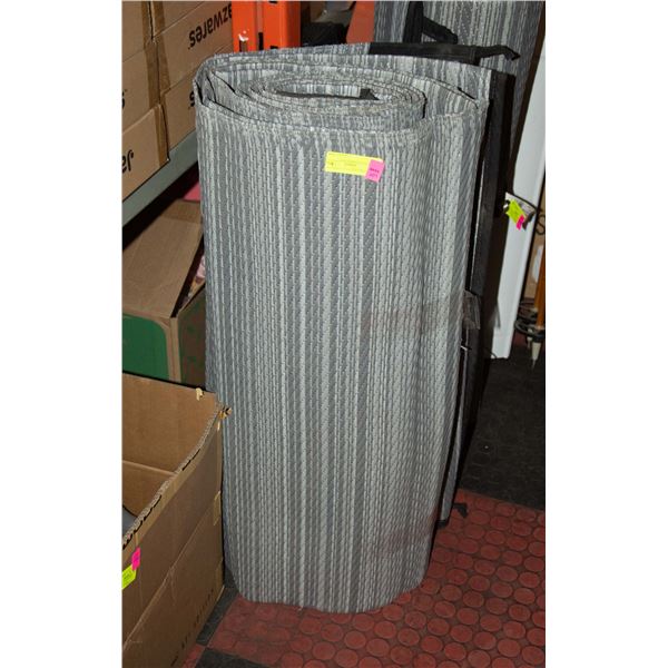 FOLD OUT CAMPING MAT