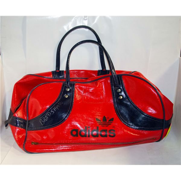 VINTAGE ADIDAS GYM BAG-ESTATE