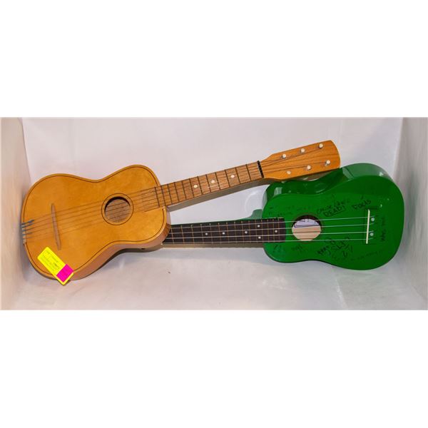 2 ESTATE UKULELES TOGETHER-ESTATE