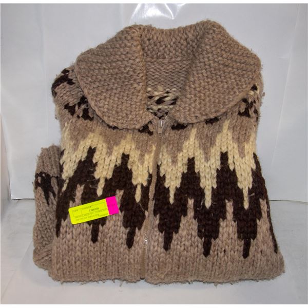 MENS LARGE B.C. COWICHAN WOOL ZIP FRONT SWEATER