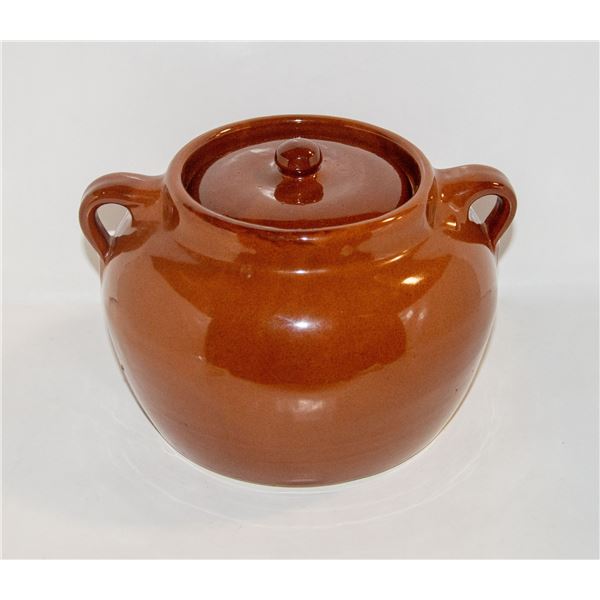 VINTAGE STONEWARE BEAN POT WITH LID