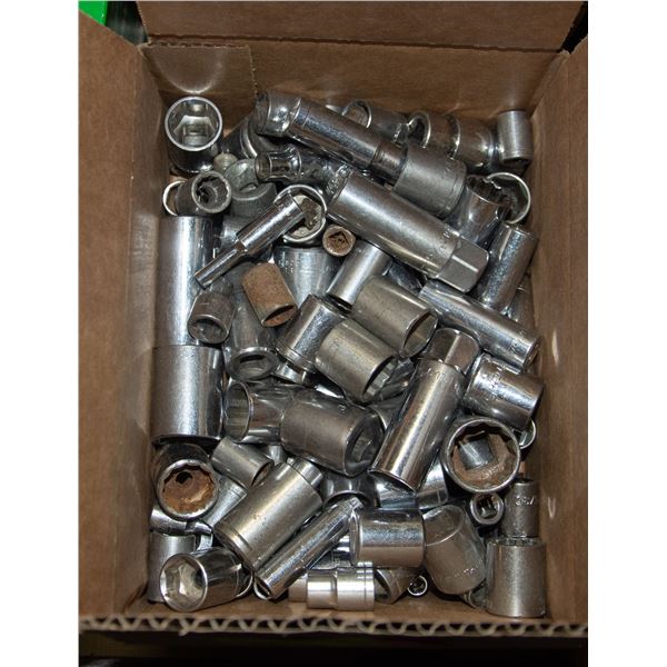 "PAWN SHOP" LOT OF ASSORTED SOCKETS