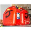 Image 1 : LOT OF FUEL CANS