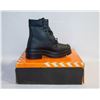 Image 1 : PAIR OF NEW MEN'S WORK BOOTS SIZE 5