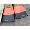 Image 2 : Salisbury Chicago 120 Safety Gloves & 35-16 Bags