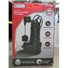 Image 1 : Utilitech 0239985 Cast Iron Submersible Sump Pump in Box