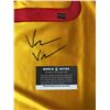 Image 2 : VINCE VAUGHN SIGNED 'AVERAGE JOES' JERSEY WORLD AUTOS COA