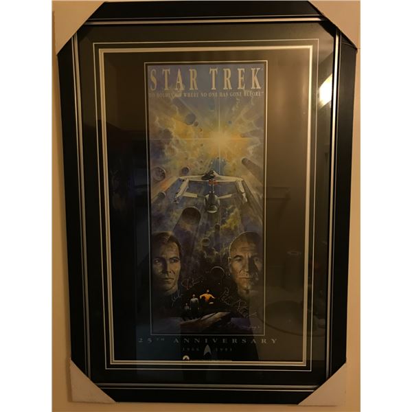 PROFESSIONALLY FRAMED WILLIAM SHATNER & PATRICK STEWART SIGNED  STAR TREK  PICTURE