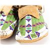 Image 3 : Northern Plains Beaded Women's Moccasins, 9" long