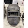Image 2 : CRAFTSMAN ROUTER AND TWO WELDING HELMETS