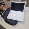 Image 2 : MACBOOK UNTESTED WITH CARRY BAG