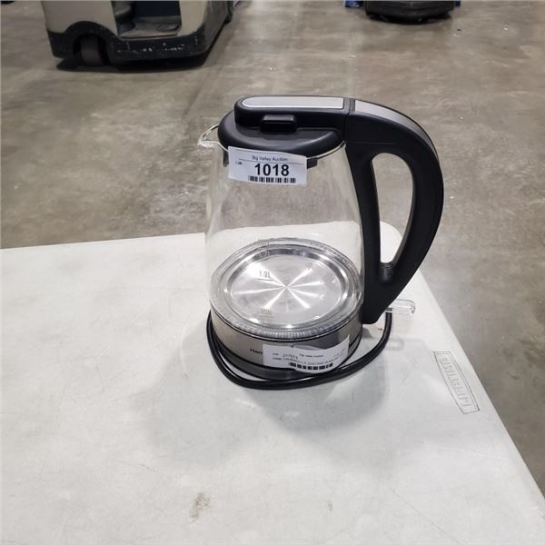 HAMILTON BEACH 1.7L ELECTRIC GLASS KETTLE - TESTED WORKING