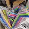 Image 2 : NEW SILICONE/ METAL STRAWS MIX & CLEANERS BASKET - 102 STRAWS, RETAIL $190