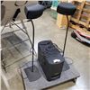 Image 1 : BOSE CINEMATE SERIES 2 SUB AND 2 SPEAKERS ON STANDS