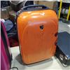 Image 2 : 3 HEYS HARD SUITCASES