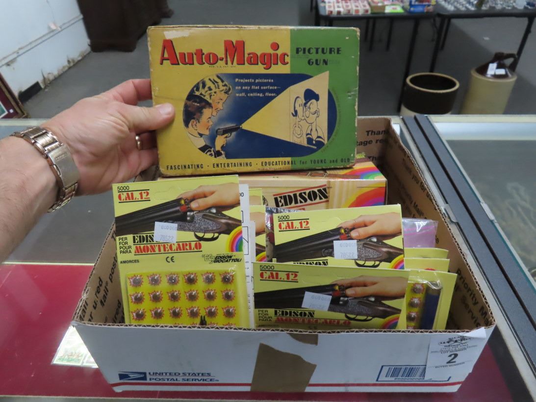 Vintage Auto Magic Picture Gun, Pop Gun Ammo