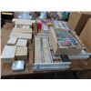 Image 1 : Large Lot of Sports Trading Cards
