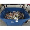 Image 1 : Tub w/Sports Trading Cards