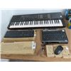 Image 1 : Yamaha PSR31 Electronic Keyboard/Mouses
