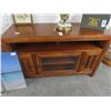 Image 1 : Oak Console