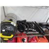 Image 1 : Shop Vac, Dust Pans