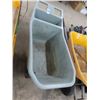 Image 1 : Anes Plastic Garden Wheelbarrow