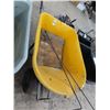 Image 1 : Dually Wheelbarrow w/Cracked Bin