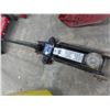 Image 1 : 2 Ton Auto Jack