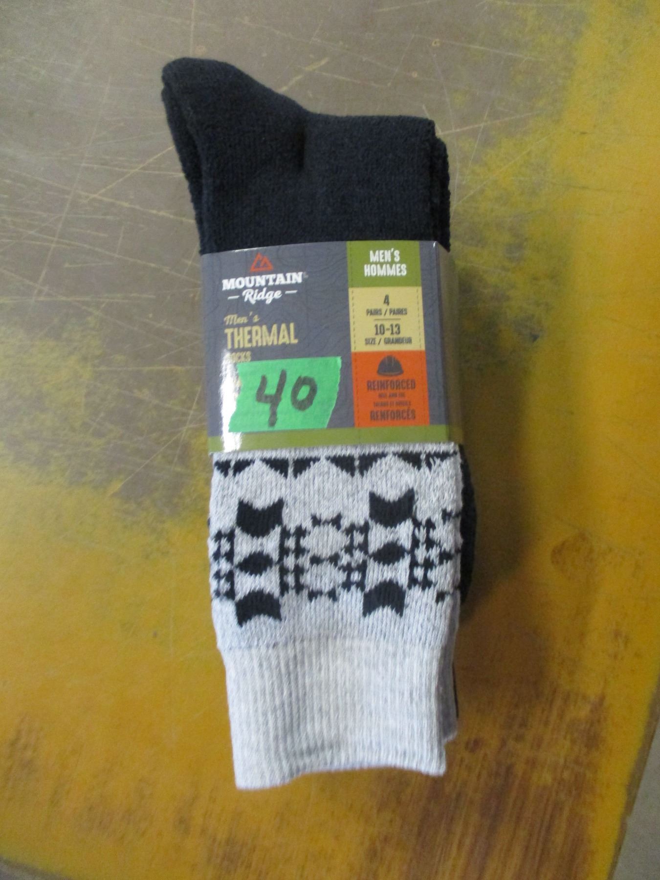 NEW: MEN'S MOUNTAIN RIDGE THERMAL SOCKS (4 PAIR) - PACK