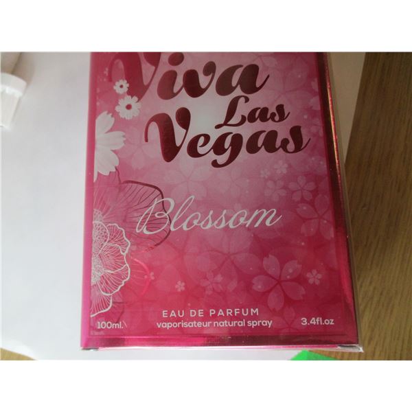 NEW:  LADIES BLOSSOM VIVA LAS VEGAS SPRAY PERFUME (100 ML)