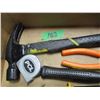 Image 2 : FLAT C/W ASSORTED TOOLS