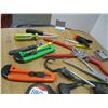 Image 5 : RED BAG C/W ASSORTED TOOLS