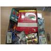 Image 1 : FLAT C/W BOOK, KEY RINGS, CLIPS, ETC