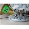 Image 4 : ESTATE/COLLECTABLE:  WINTER SCENE LAMP