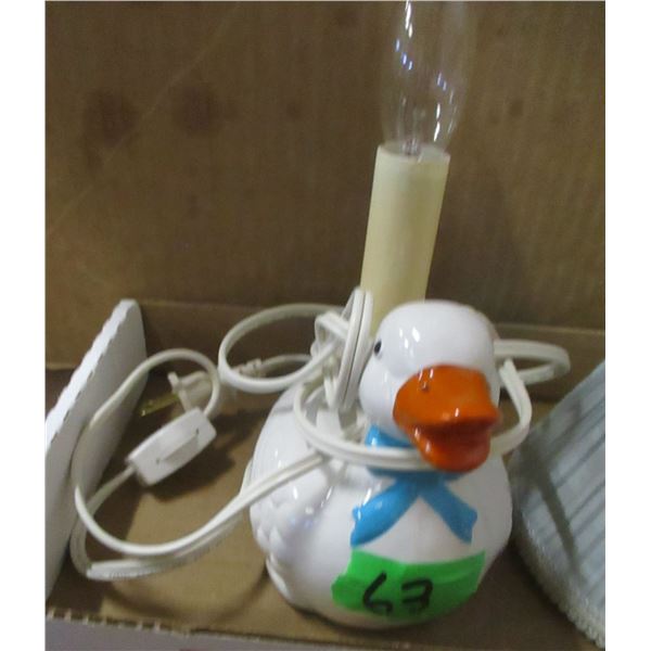 ESTATE/COLLECTABLE:  DUCK LAMP C/W SHADE