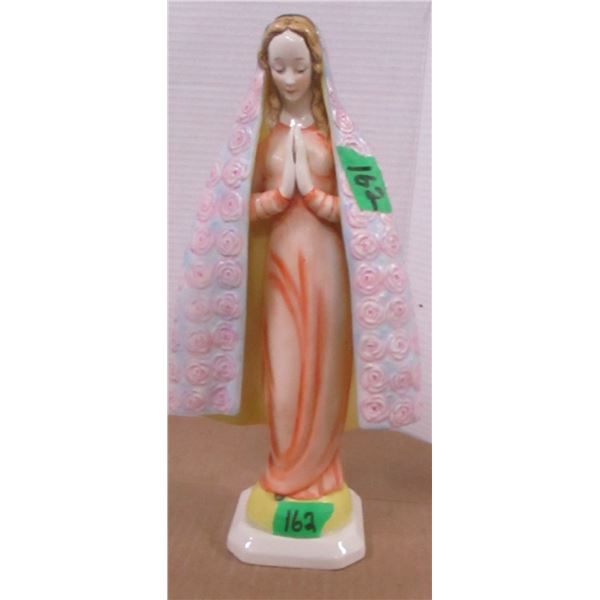 ESTATE/COLLECTABLE:  GOEBEL PRAYING LADY WITH SCARF OVER HER HEAD FIGURINE