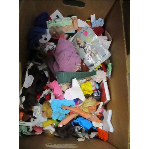 ESTATE/COLLECTABLE:  BOX C/W ASSORTED DOLLS & ACCESSORIES