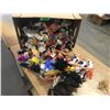 Image 2 : ESTATE/COLLECTABLE:  BOX C/W ASSORTED DOLLS