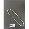 Image 2 : Antique Hand Knotted Milk Glass Gold Plate Necklace Very Nice