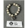 Image 1 : Very Pretty Heavy Pearl Bracelet with SilverTone Heart approx 37.5 gr