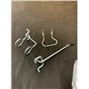 Image 2 : TUPARKA 140 Piece Peg Wall Hooks and Accessories Set