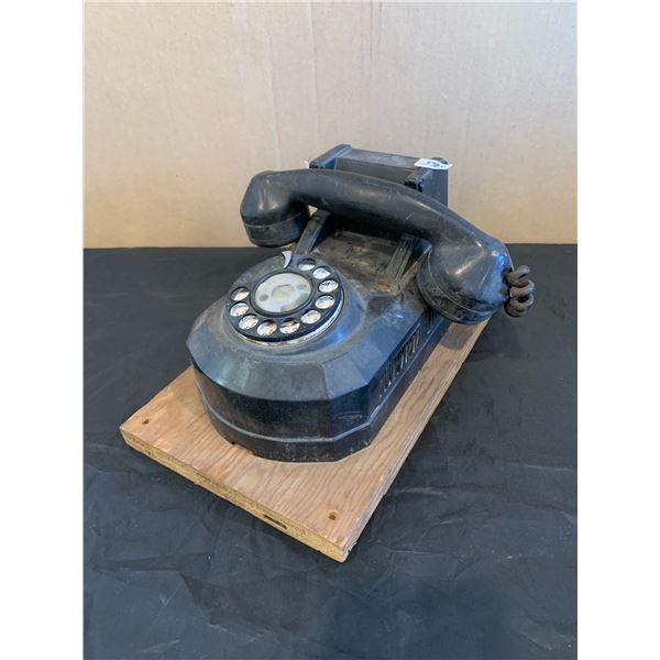 Art Deco Automatic Electric Bakelite Telephone