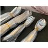Image 3 : 40 PC Stainless Steel Tableware Set