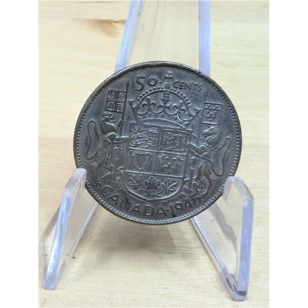 Lot 108-1) Canadian silver 50c 1945