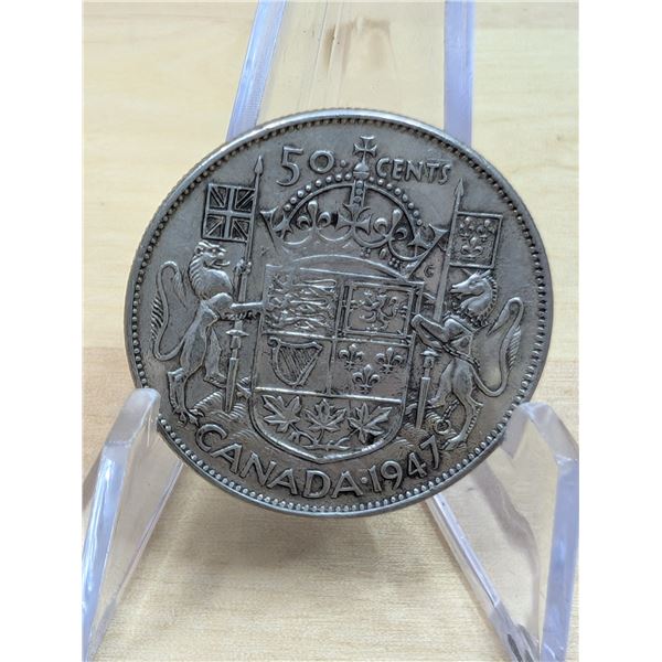 Lot 112-1) Canadian silver 50c 1947
