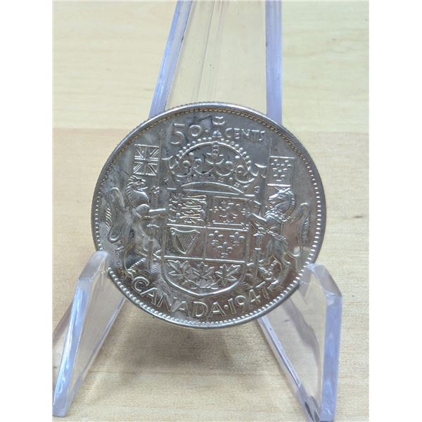 Lot 118-1) Canadian silver 50c 1947
