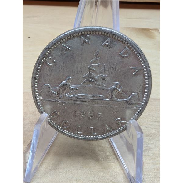 Lot 135-1) 1 Canadian silver Dollar 1965